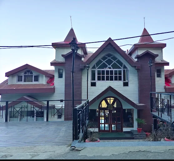 Deventure Hotel Chail