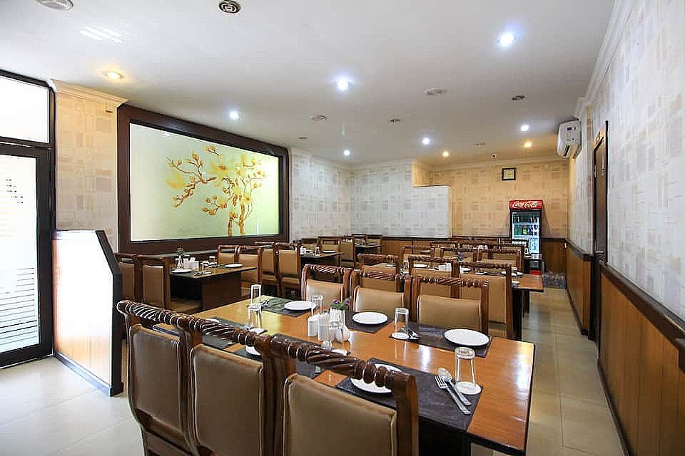 undefined SAY Moments 4