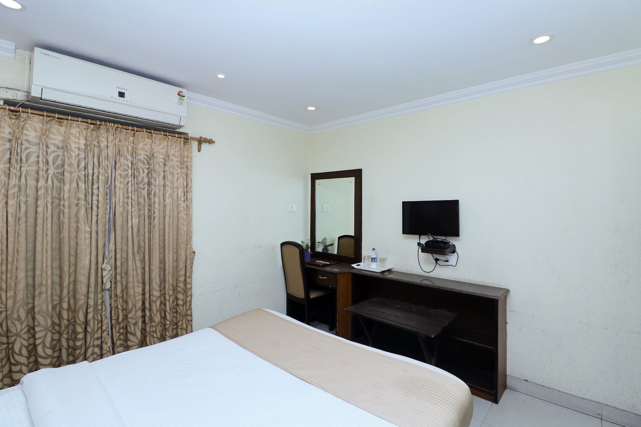 SAY Moments STD ROOM (MAIN BUILDING) 4