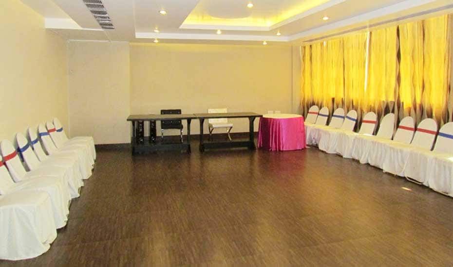 Hotel Ashoka International