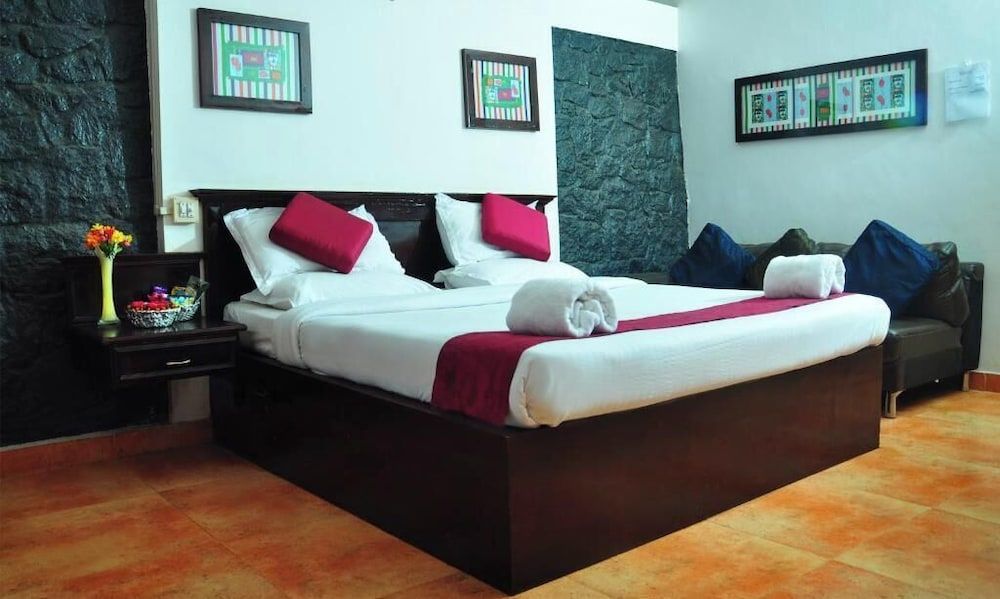 Punarjani Ayurvedic Resorts Classic Double Room, Garden View 4