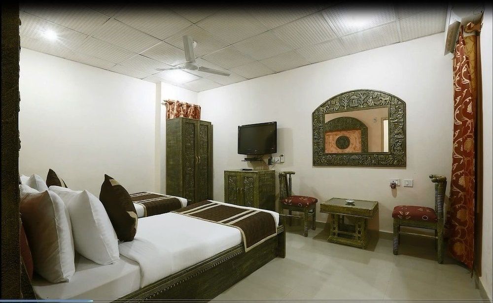 Hotel Green Lotus Deluxe Room 5