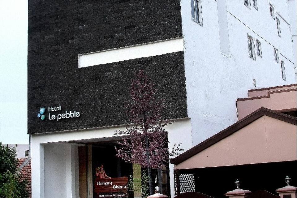 undefined Zip by Spree Hotels Le Pebble 6
