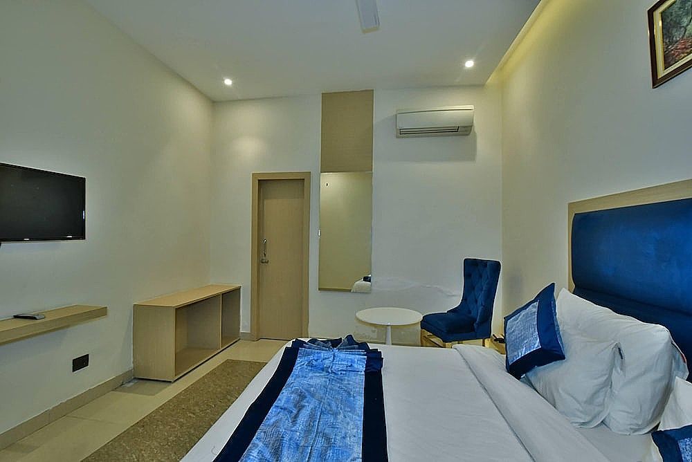 Hotel Puri Palace Executive Class 8