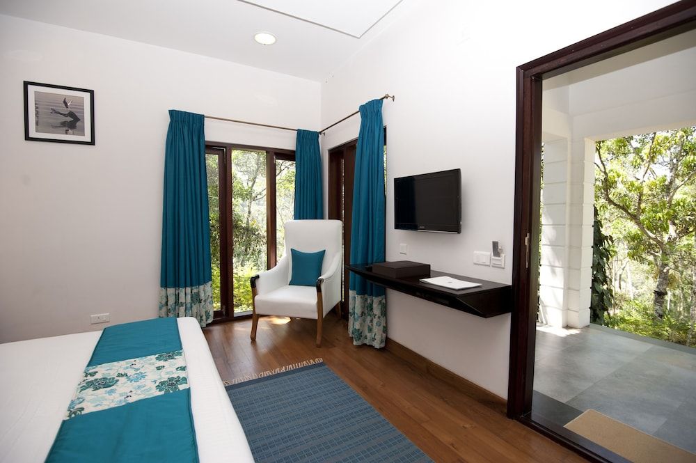 Niraamaya Retreats Cardamom Club Thekkady Garden View Cottage 10