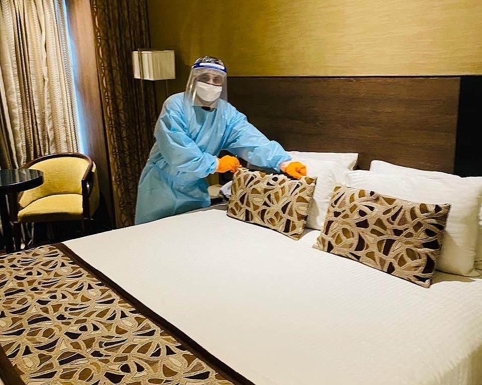 Vrisa Deluxe Room 12