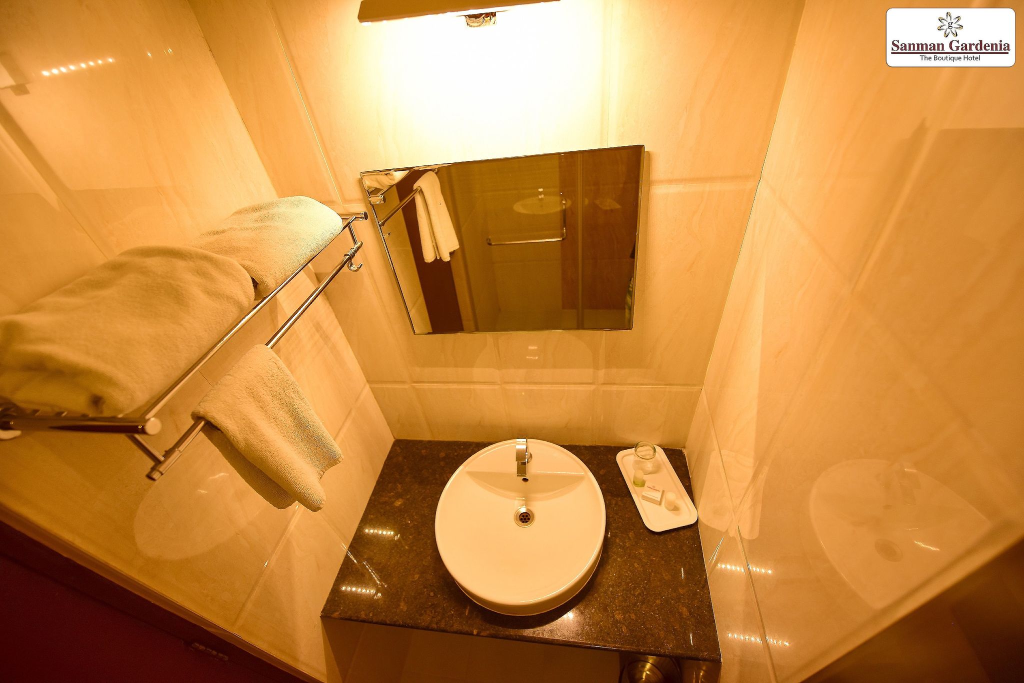 Sanman Gardenia Studio Room 6