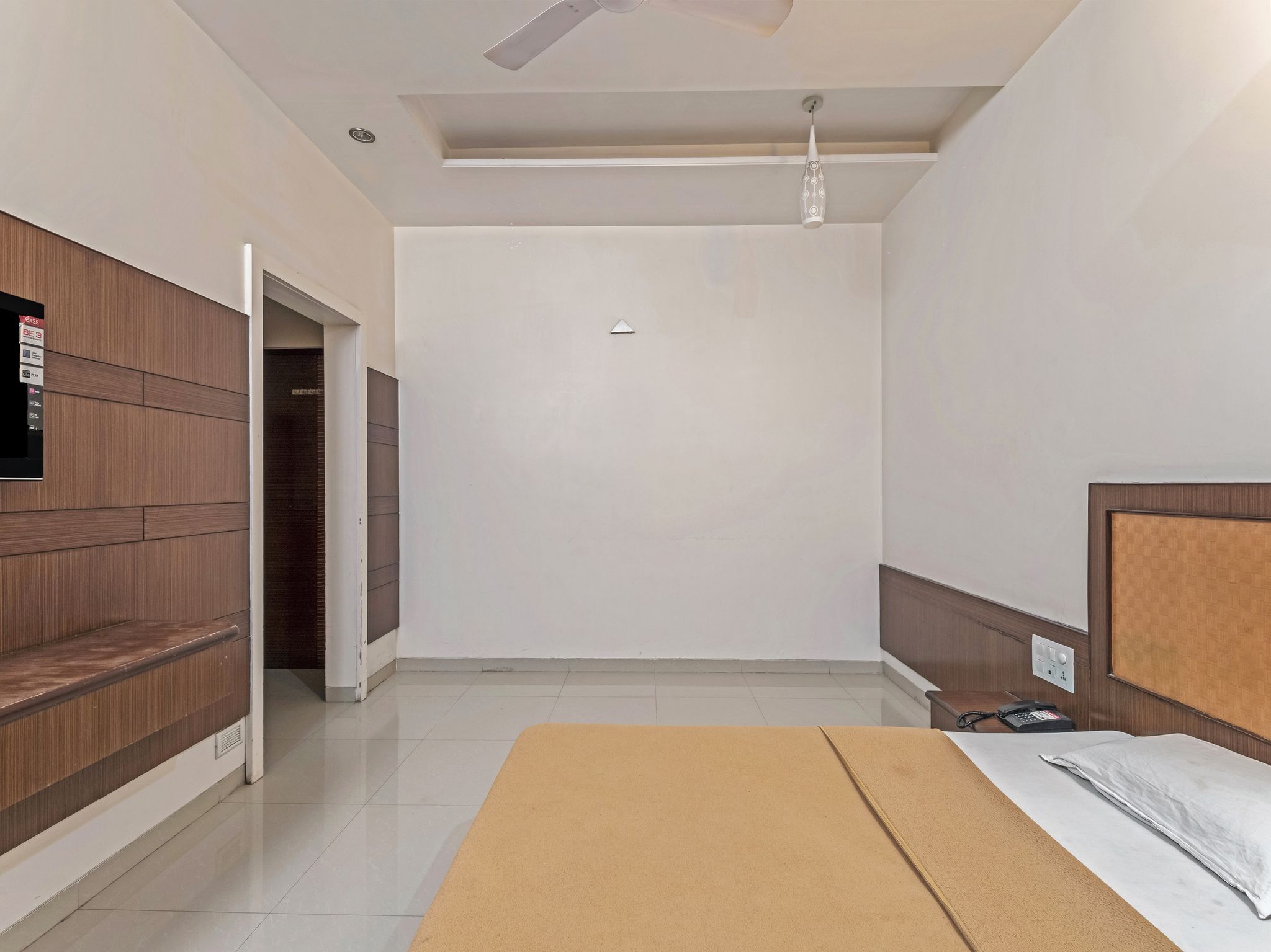 Hotel Mandai Palace Double Bed NON AC Room 12