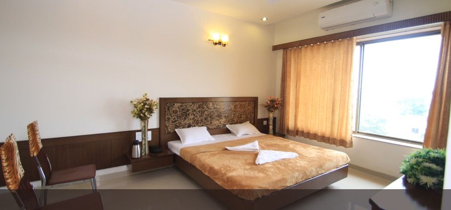 Hotel Mandai Palace Double Bed NON AC Room 7