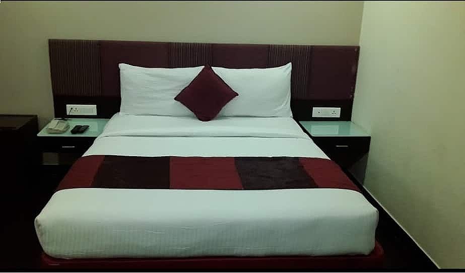 M5 Hotel Standard Double Room - YCHS - Prepaid 2