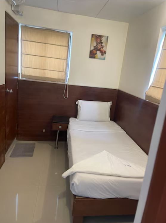 Small Economy Room