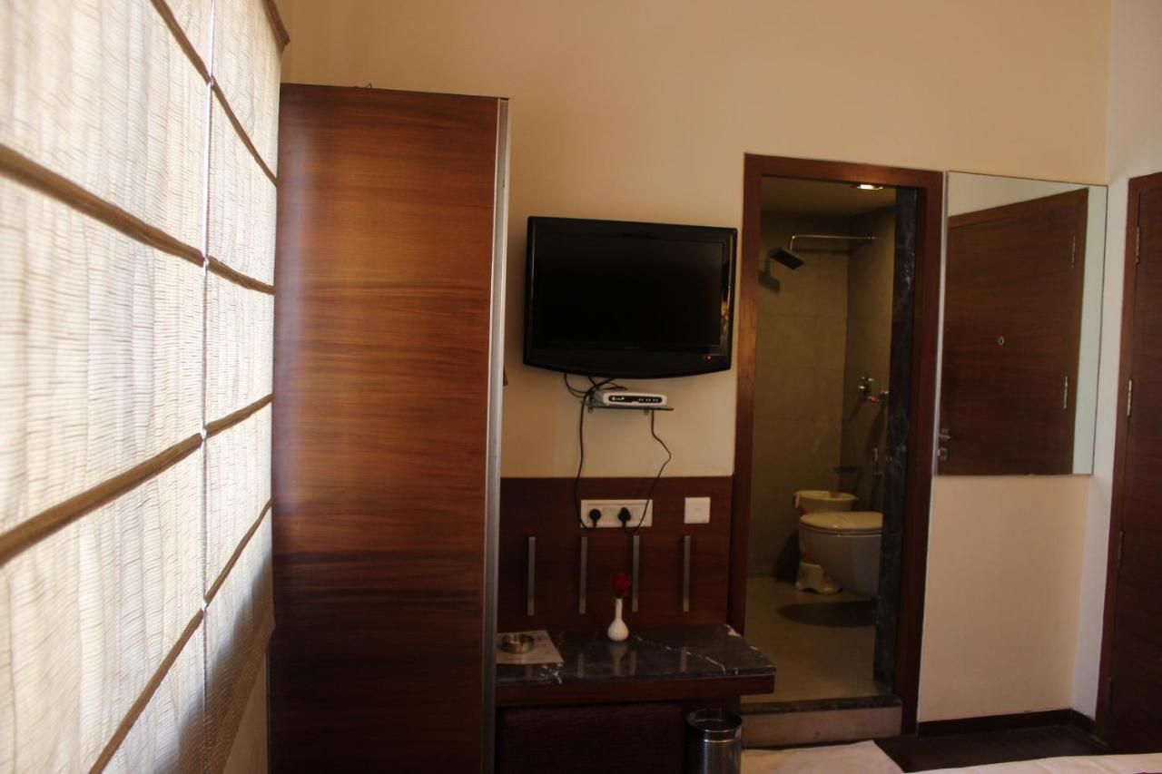 Hotel Stay Inn Regent 8