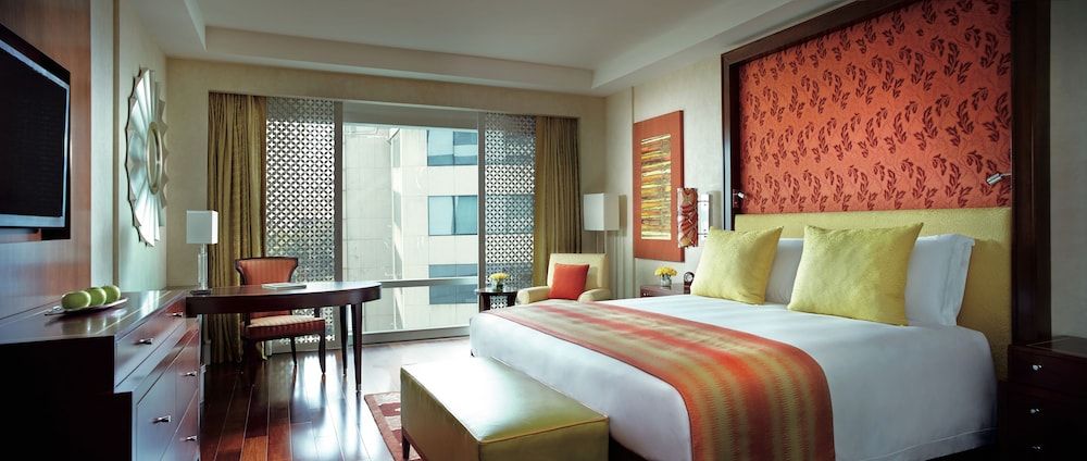 undefined The Ritz-Carlton, Bangalore 10