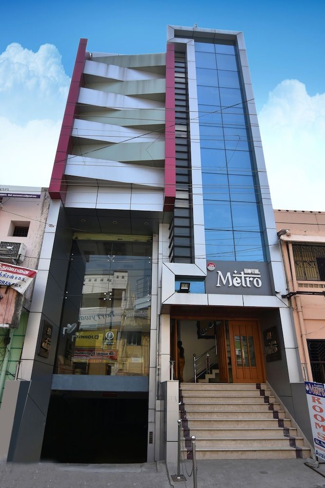 undefined Metro Hotel