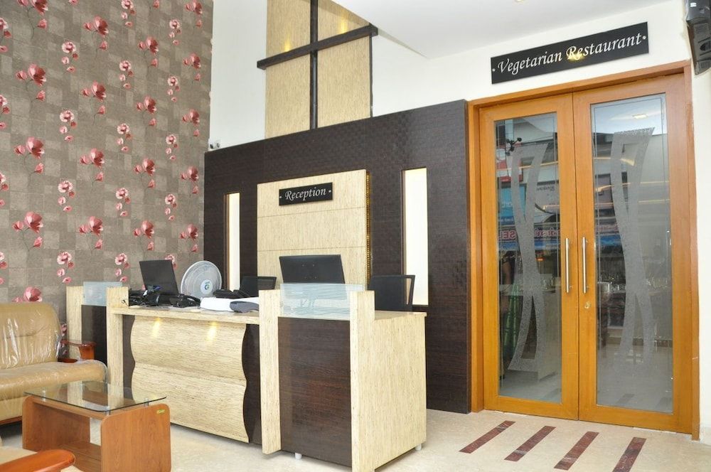 undefined Metro Hotel 4
