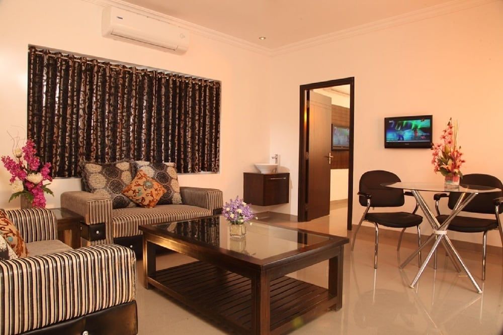 Hotel Vinay Residency Deluxe Suite 3