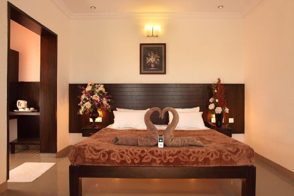Hotel Vinay Residency Deluxe Suite