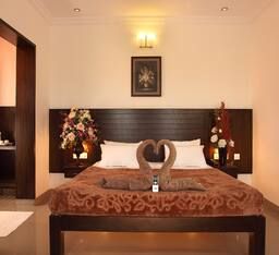 A/C SUITE ROOM