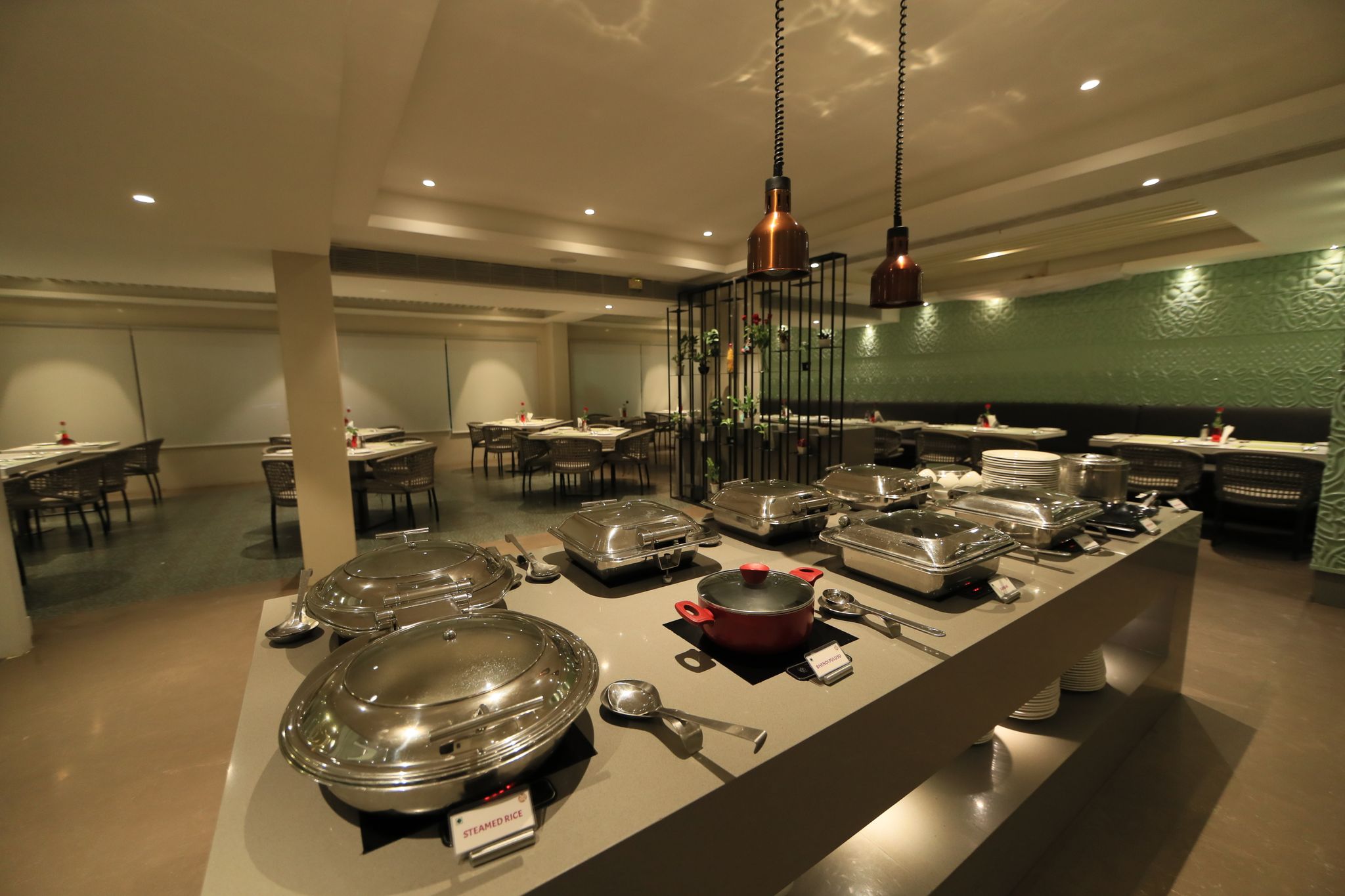 Food & Dining