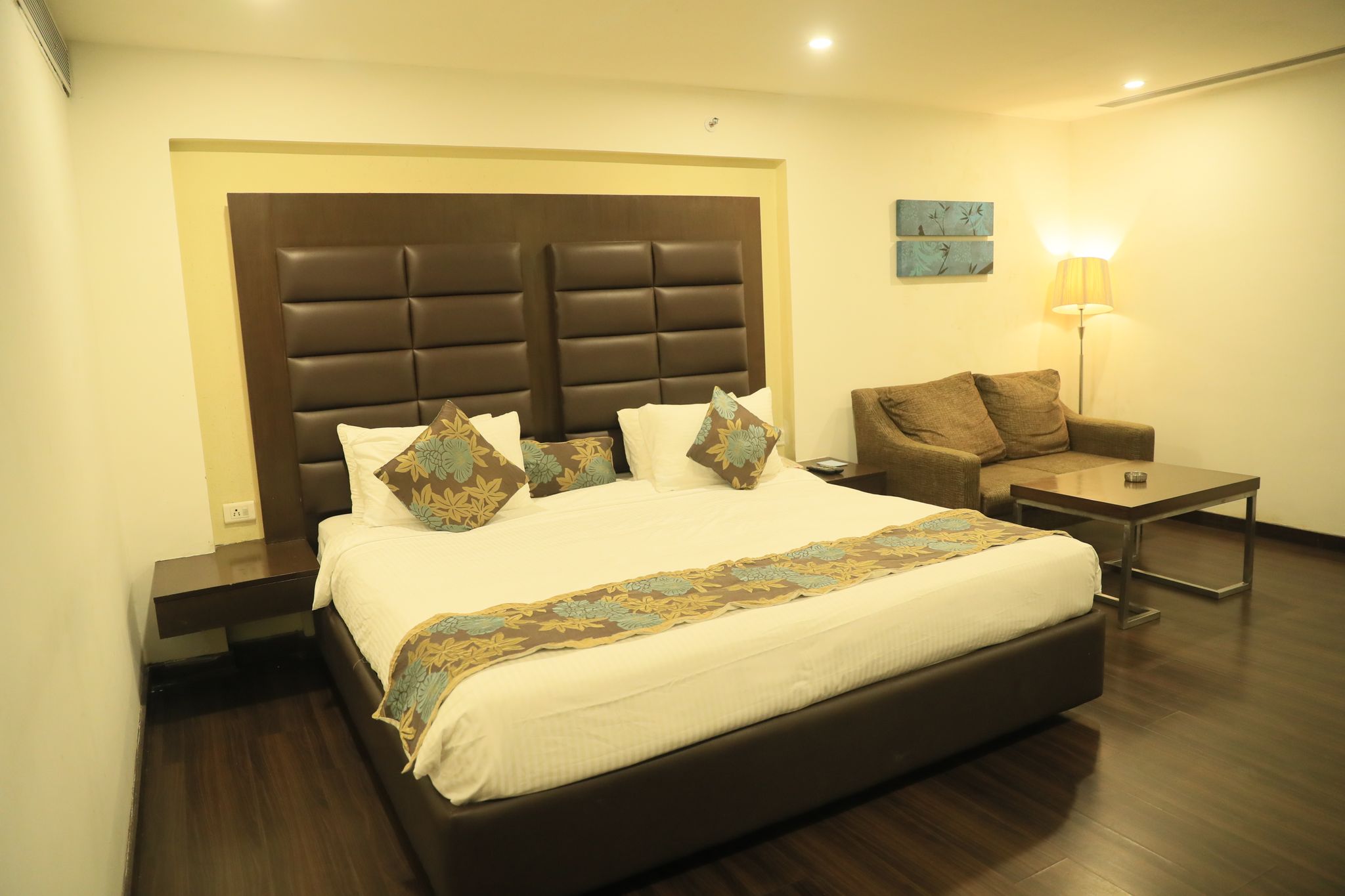 Club Room