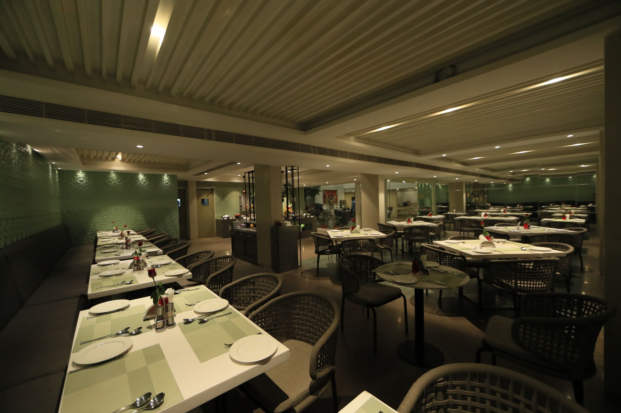 Food & Dining
