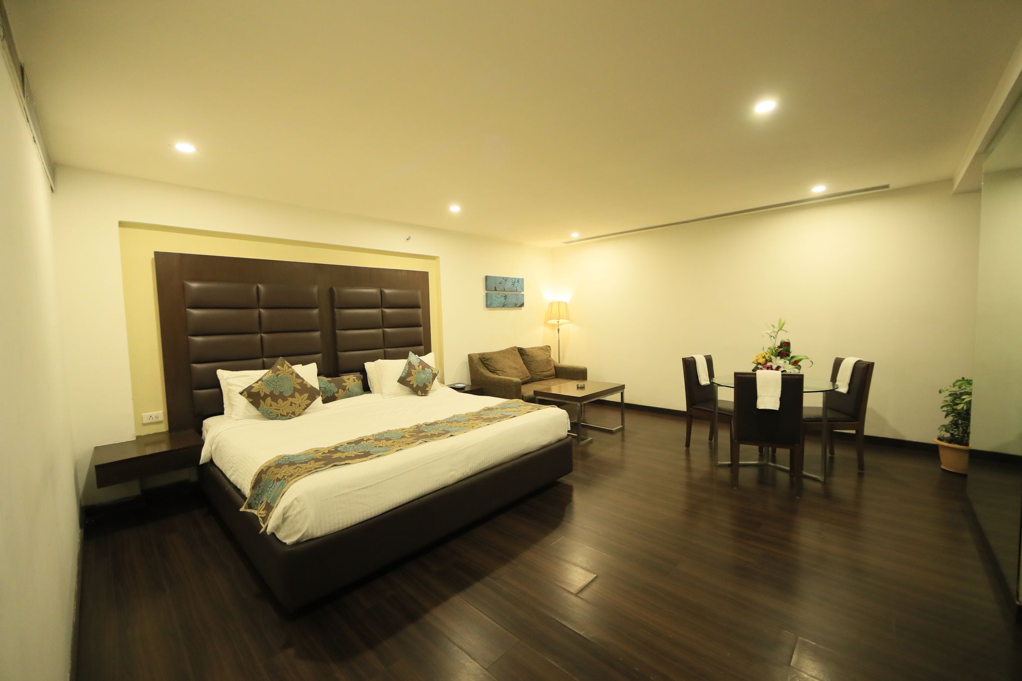 Club Room