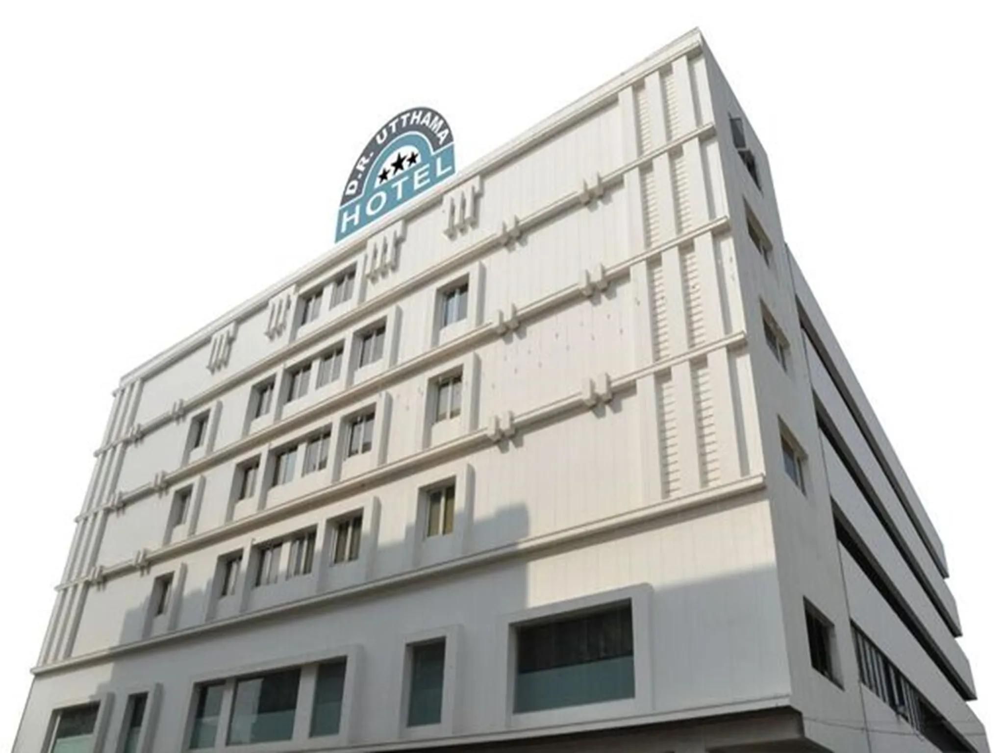 D.R Utthama, Nellore - AM Hotel Kollection
