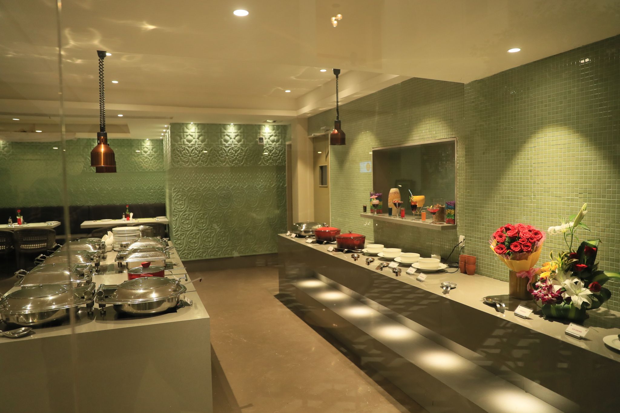 Food & Dining