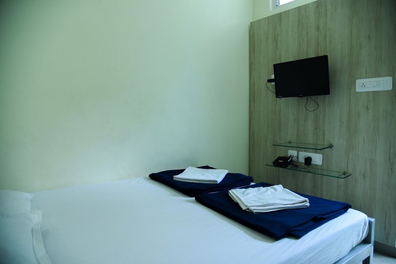 Ganesh Prasad Lodge Standard Non AC Room 3
