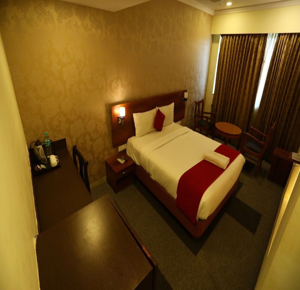 undefined DFRONT Golden Palace 9