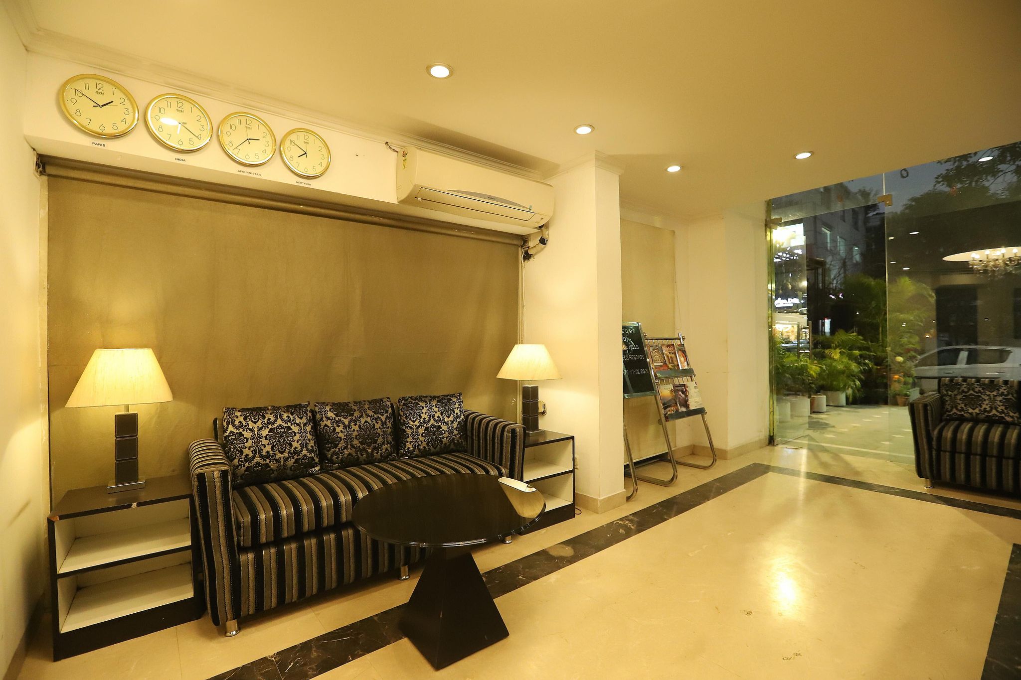 undefined Hotel Capitol Hills 4
