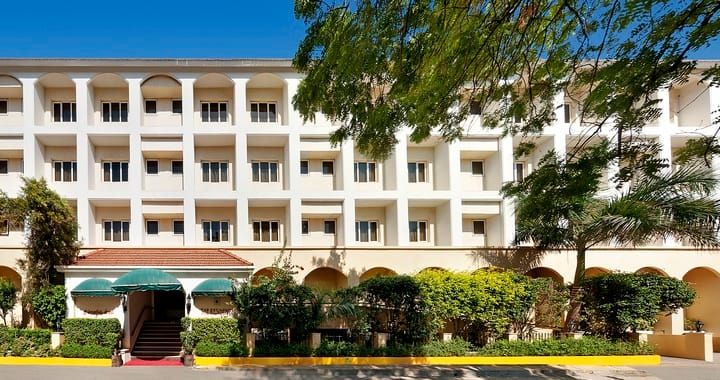 undefined The Residency 6