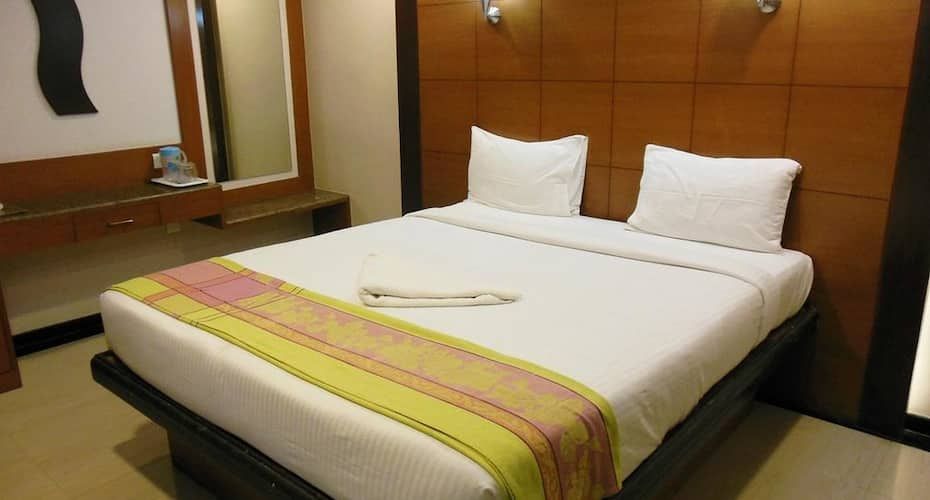 Sanu International Standard Room