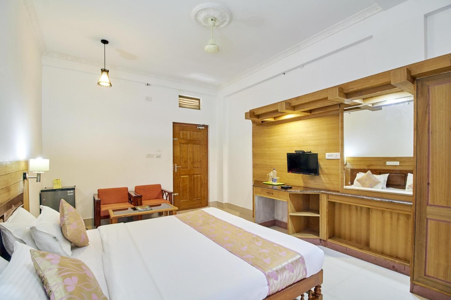 Jungle Park Resorts Jungle View Deluxe Room (non A/C)