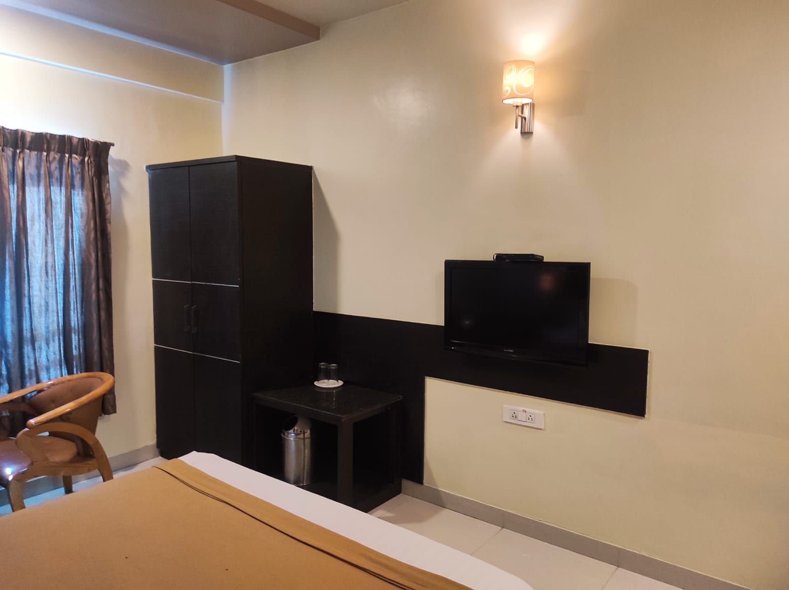 undefined Hotel Vaishnavi 10