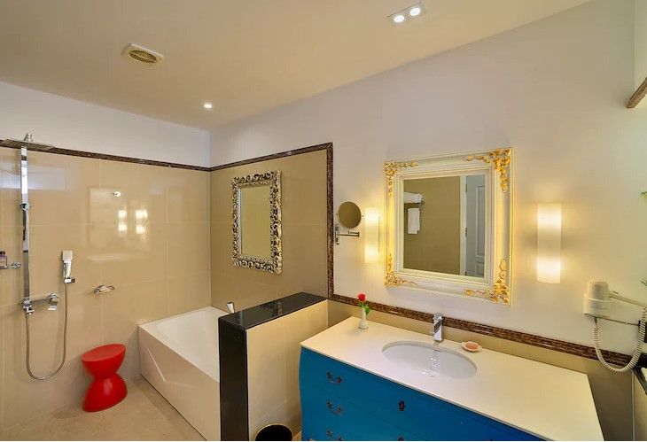 Premium Suite with Jacuzzi and Balcony