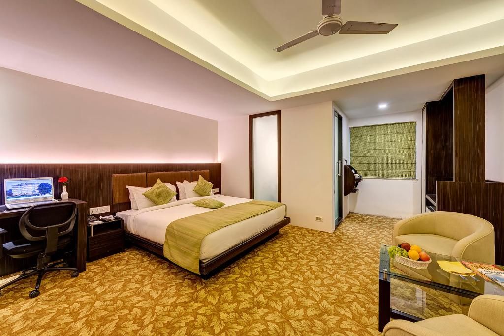 Royale Double Room