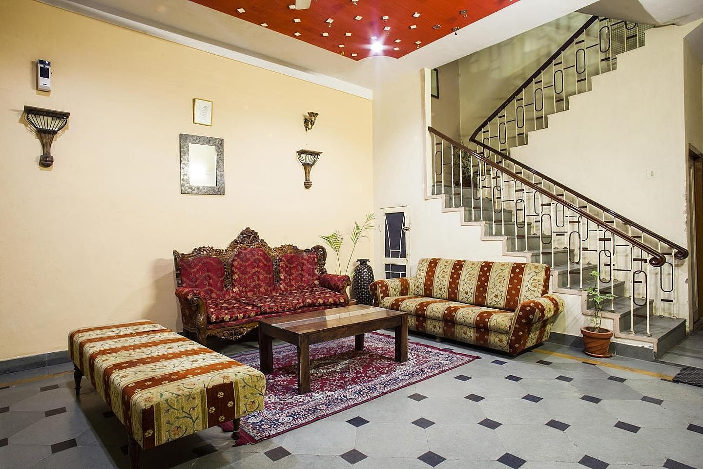 undefined Hotel City Home 2