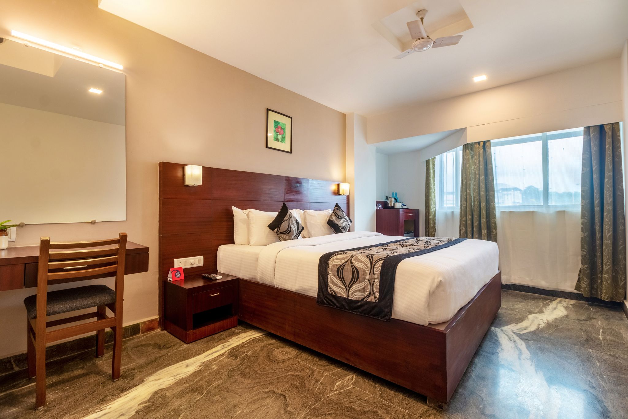 Zip by spree Hotels Mangala Towers Deluxe Room 3