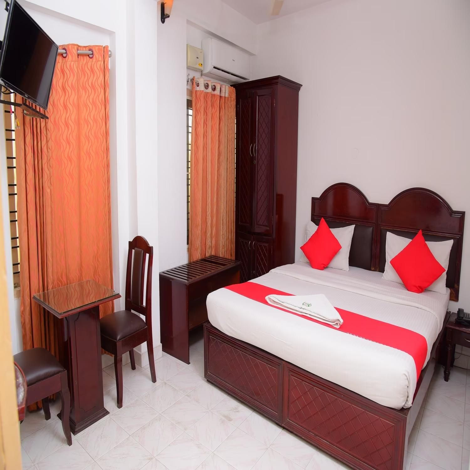 undefined Super Collection O Chalai Bazaar Near Railway Station Formerly Galaxy Inn 5