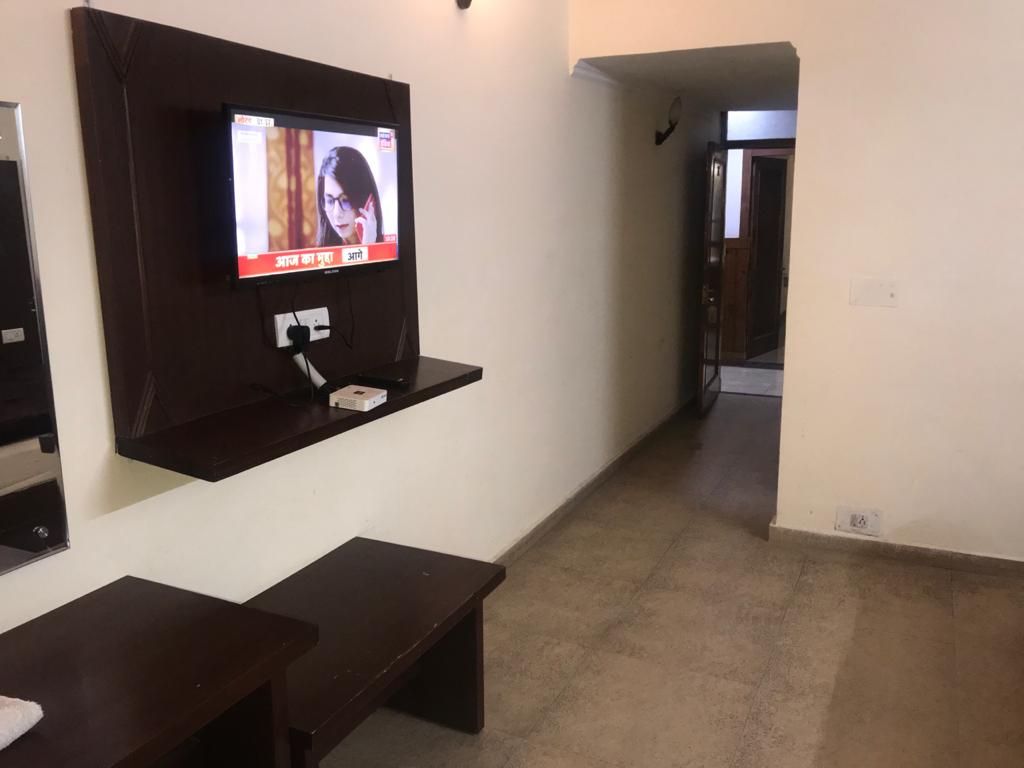 Hotel Prim Rose Superior Non Lake View 3