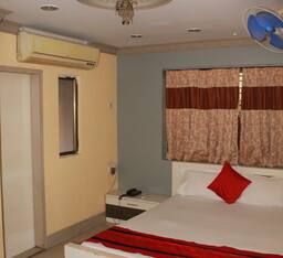 undefined Transit Inn Kolkata 6