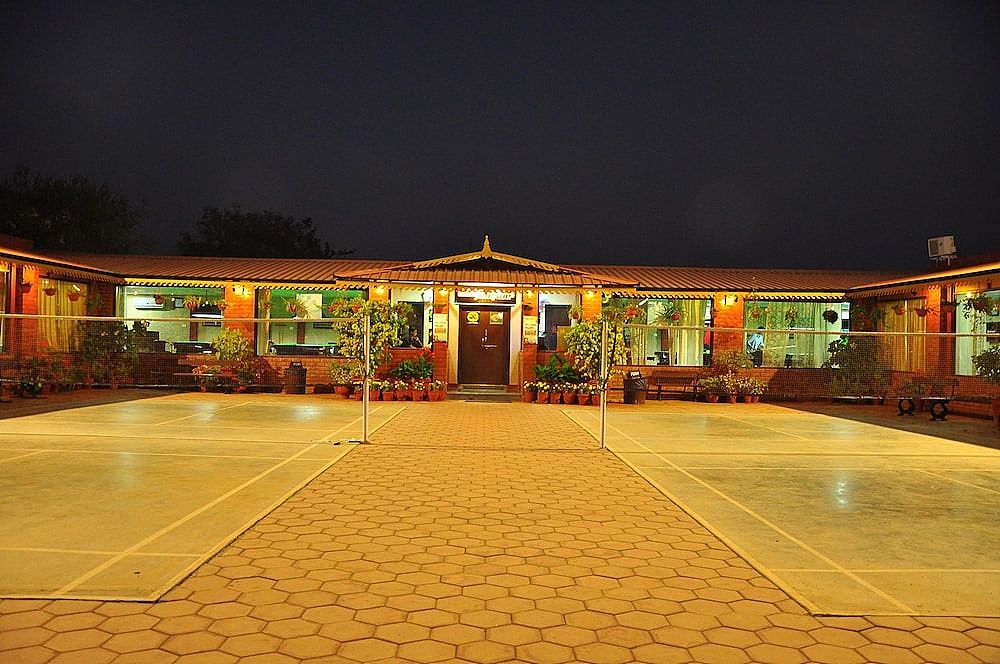 Tennis court