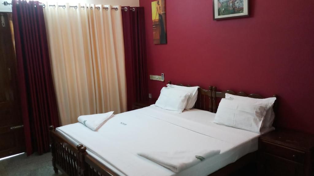 AC Deluxe Double Room with Balcony