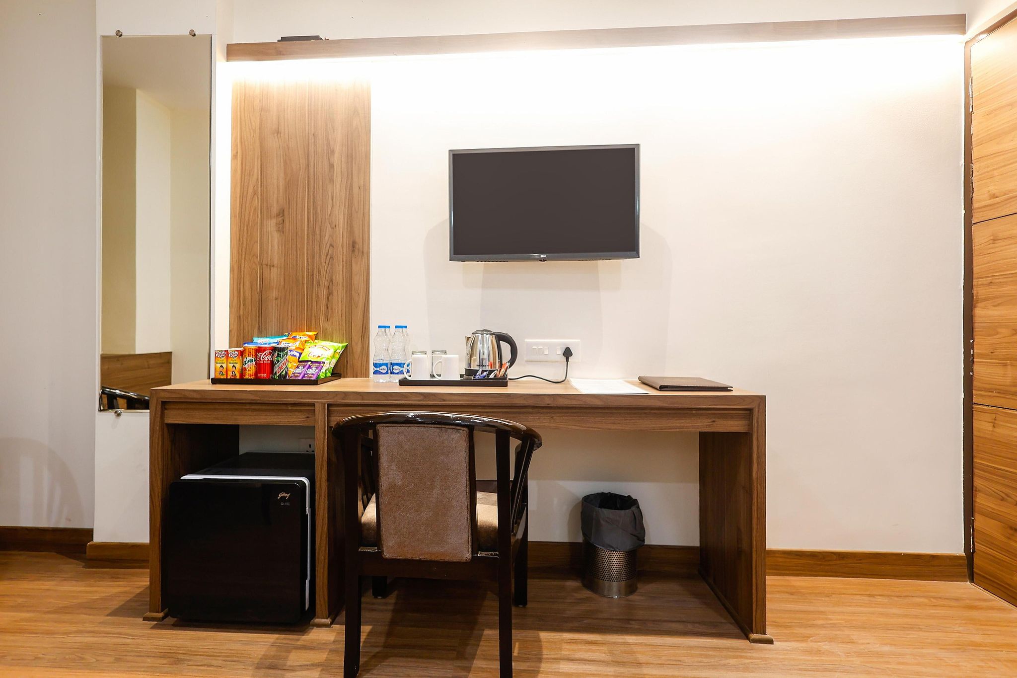 Hotel Dolphin International Premium Room 7