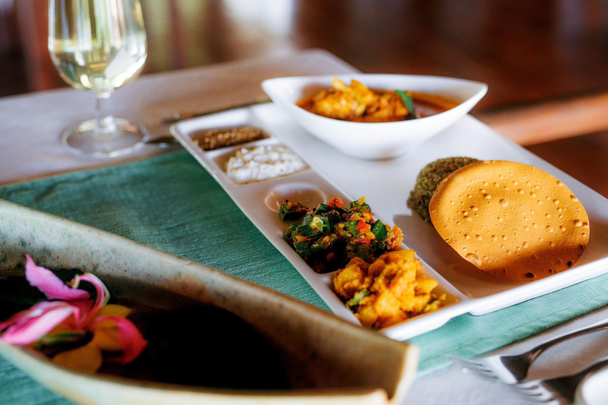 Food & Dining