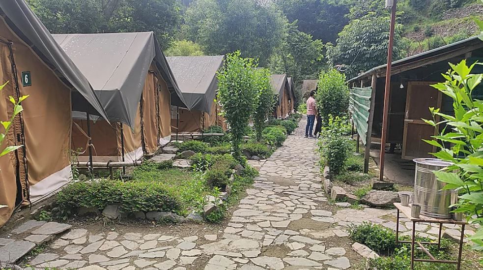 undefined Hail Himalayas 7