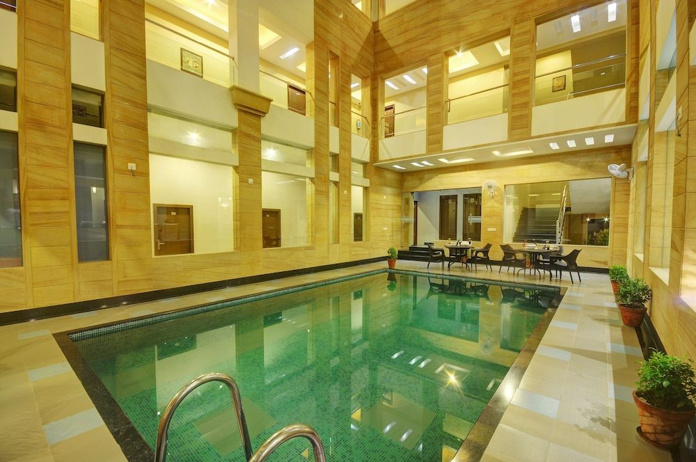 undefined Hotel Chirag 4