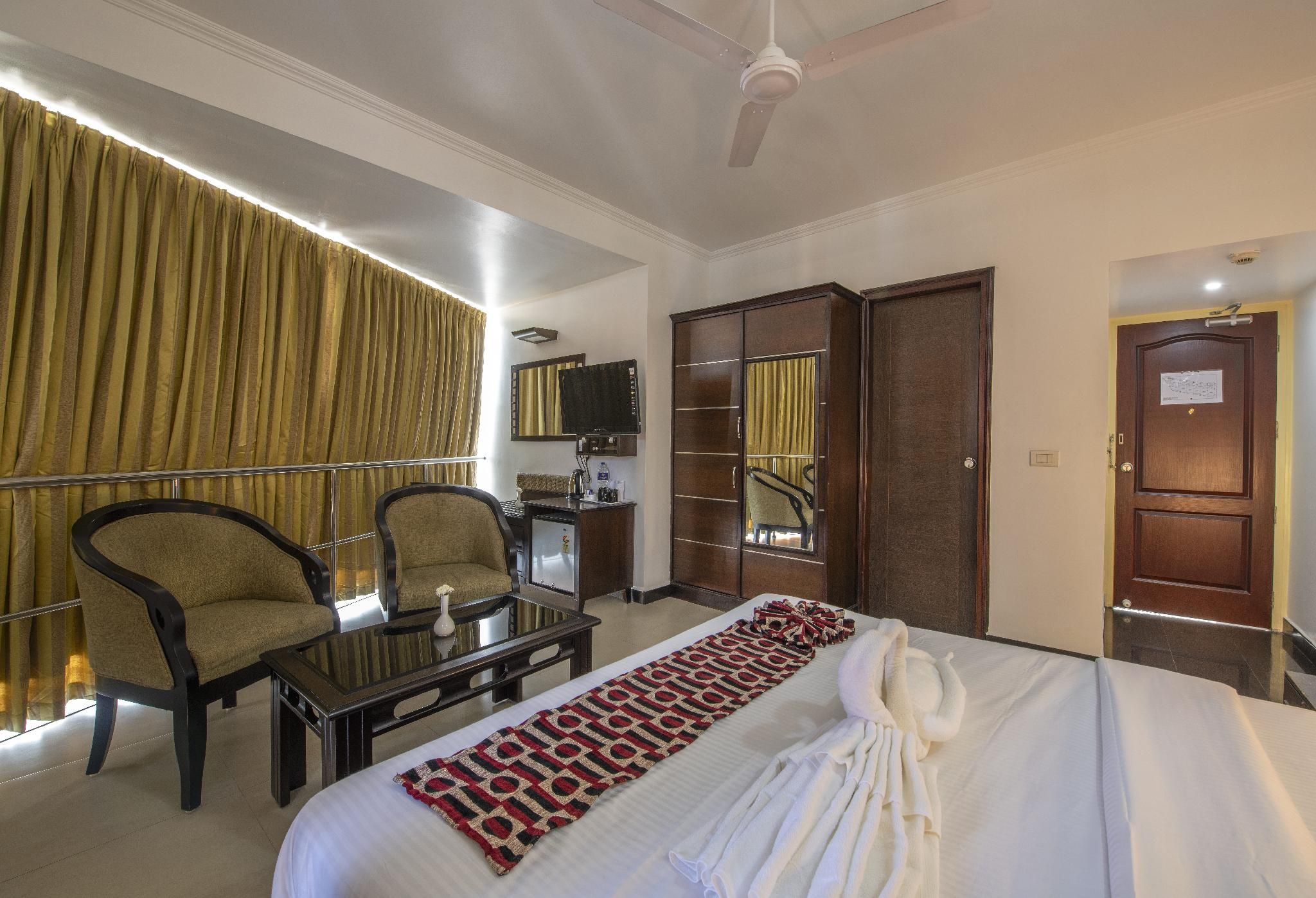 Deluxe Double or Twin