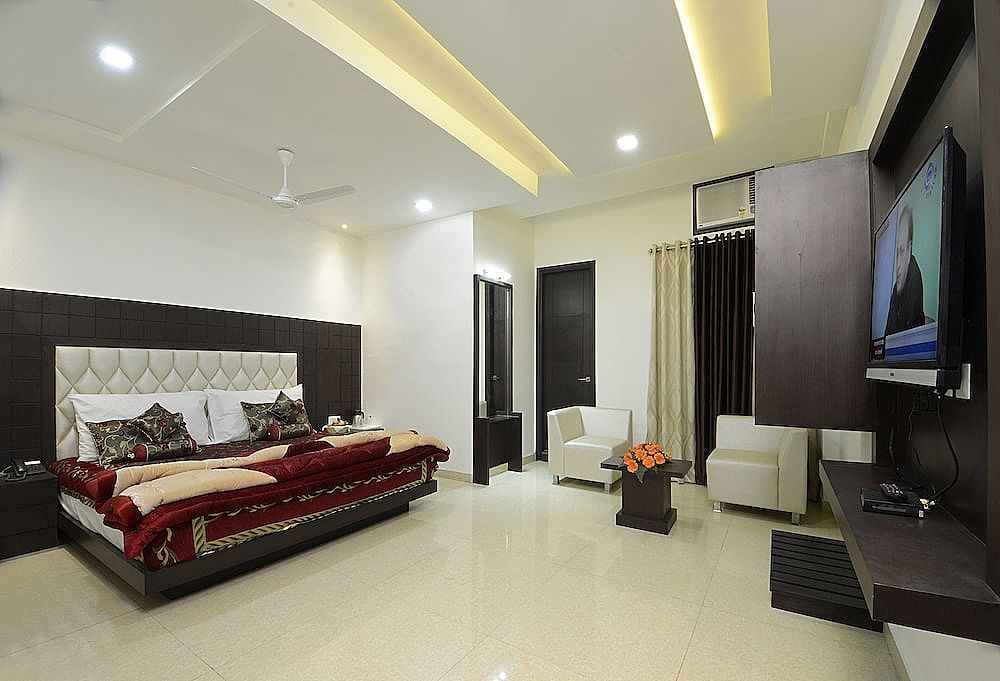 Hotel Madhushrie Executive Room 3